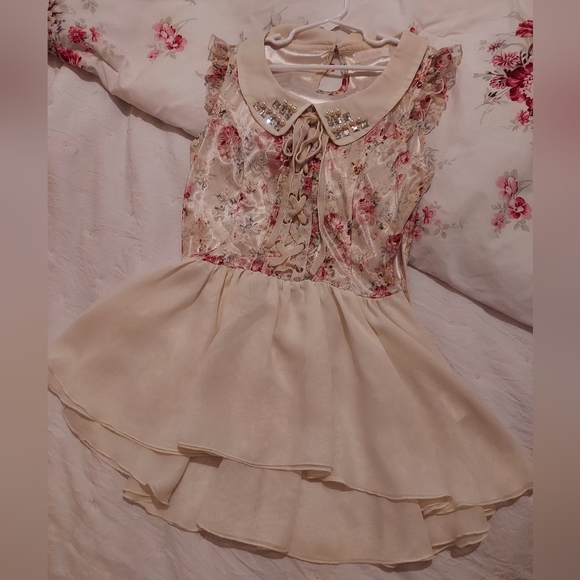 Ext. Rare Liz Lisa Flower Top - Picture 15 of 16